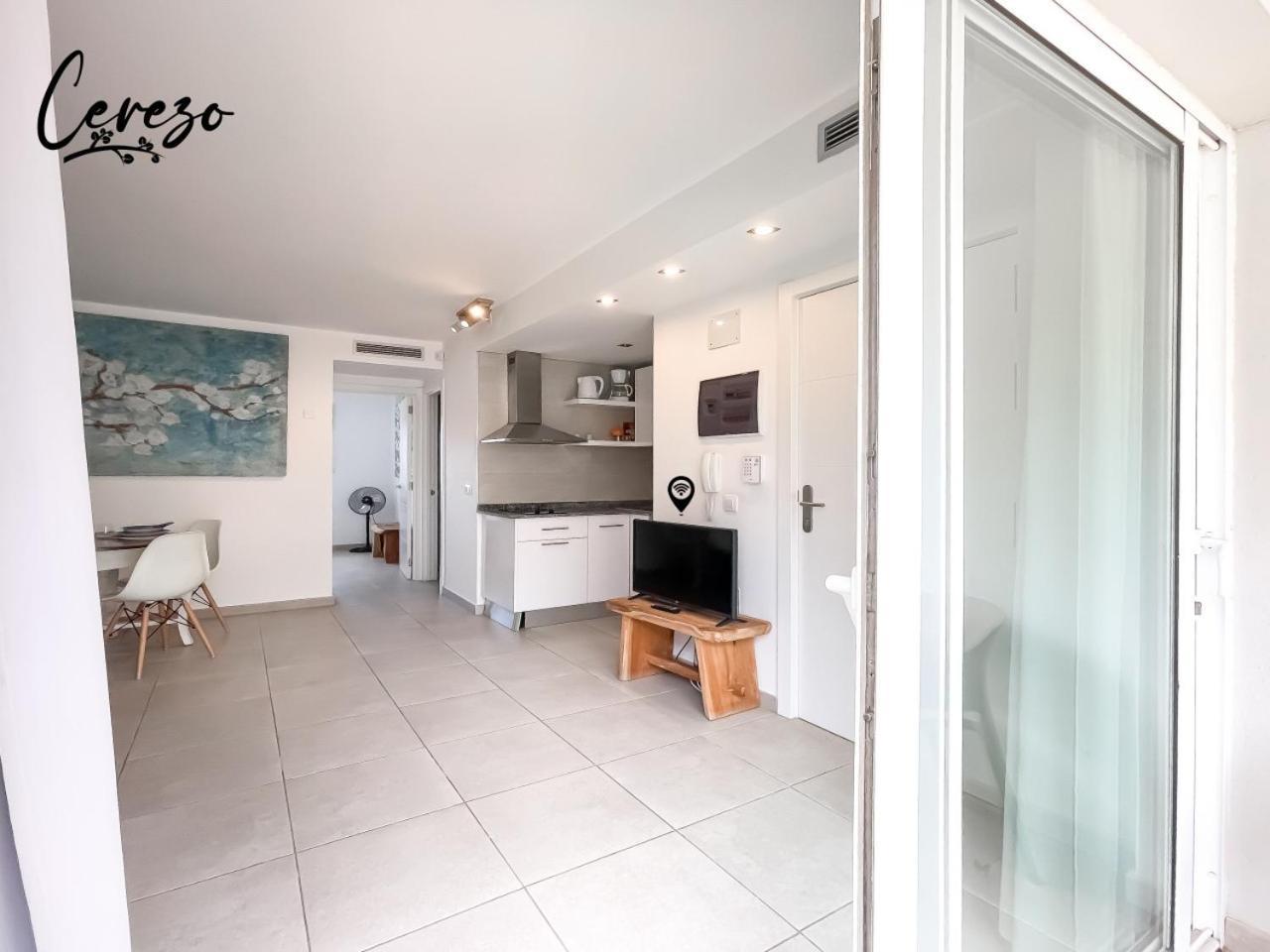 Ferienwohnung B-Rent Corralejo Sun Cerezo Pool Exterior foto