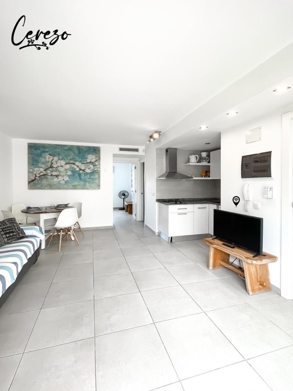 Ferienwohnung B-Rent Corralejo Sun Cerezo Pool Exterior foto