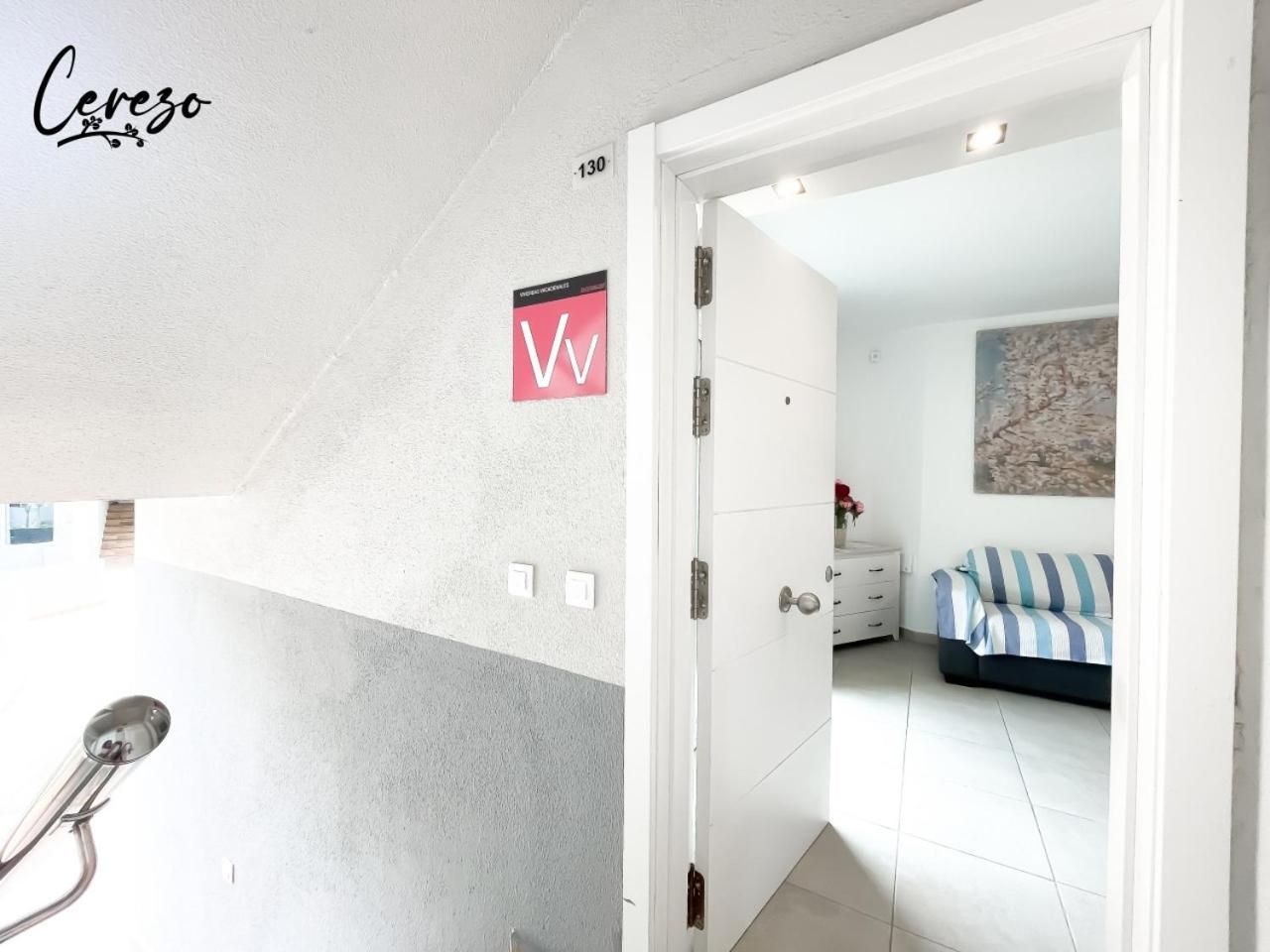 Ferienwohnung B-Rent Corralejo Sun Cerezo Pool Exterior foto